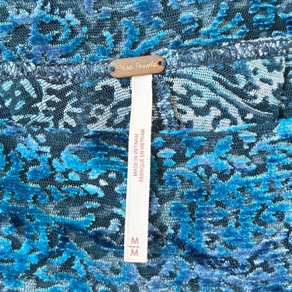 Free People Velvet Burnout Bell Sleeve Blouse Teal Sky Blue M Boho Festival - Picture 6 of 10